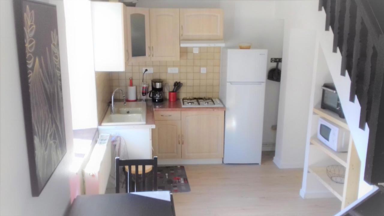 Appartement "Mathieu" Pesmes Esterno foto